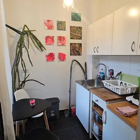 Apartman Everyday - Calling *