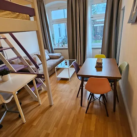 Apartment Everyday - Calling Berlin